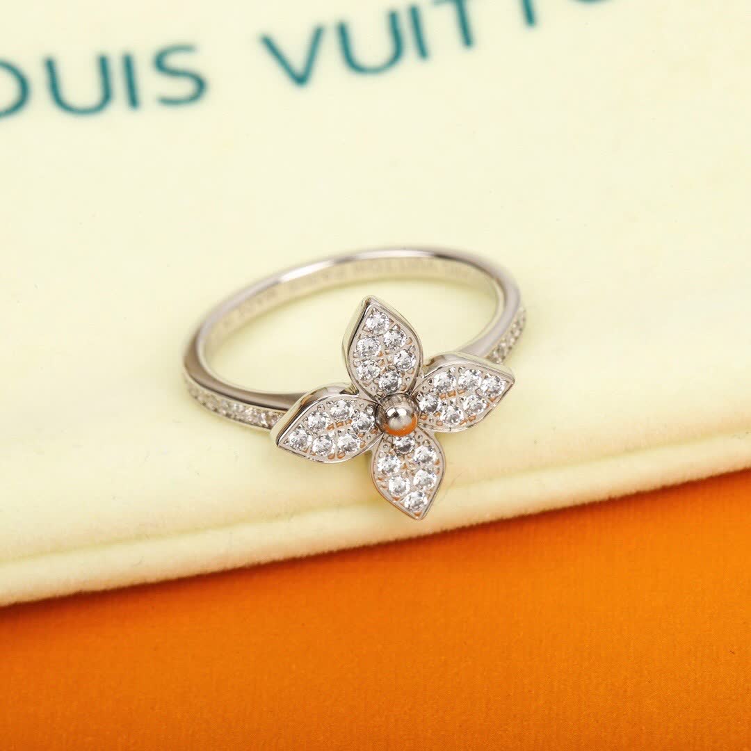 Louis Vuitton Ring Set